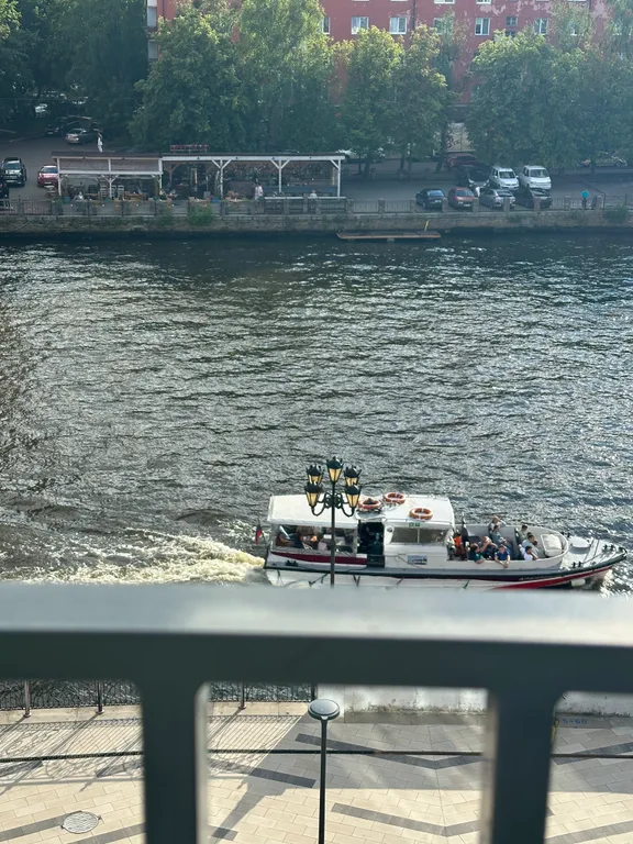 Евродвушка в Рыбной деревне, остров Канта