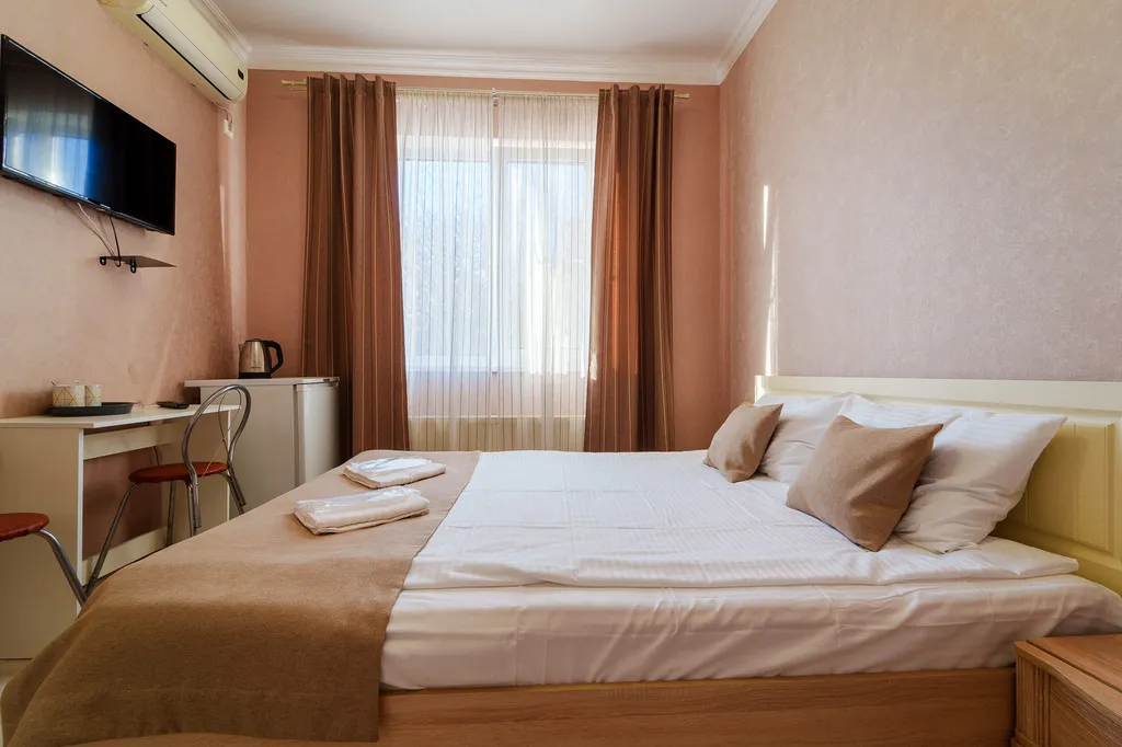 Квартира Квартира Двухместный номер стандарт с большой кроватью — Геленджик