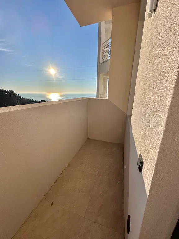 Уютная квартира с тремя спальнями с видом на море