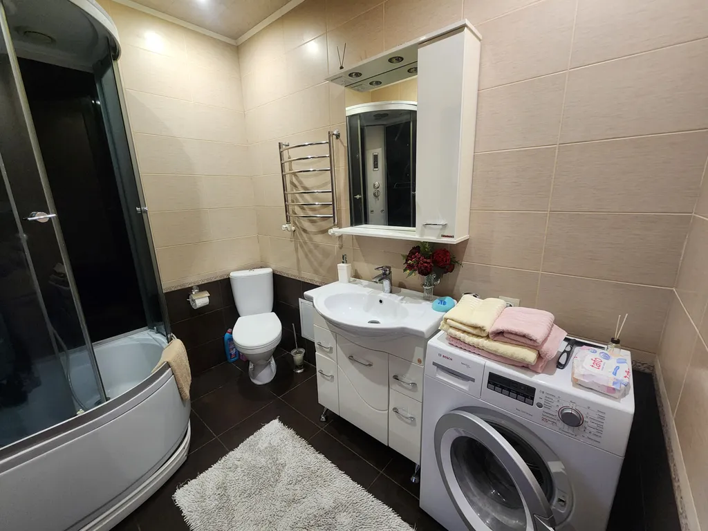 Уютная современная квартира в центре района Харгора