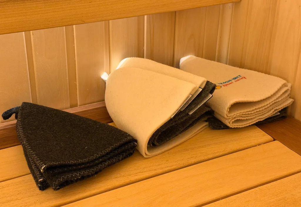 Дом с бассейном и 6 спальнями