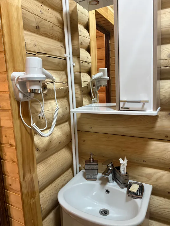 Уютный домик в горах