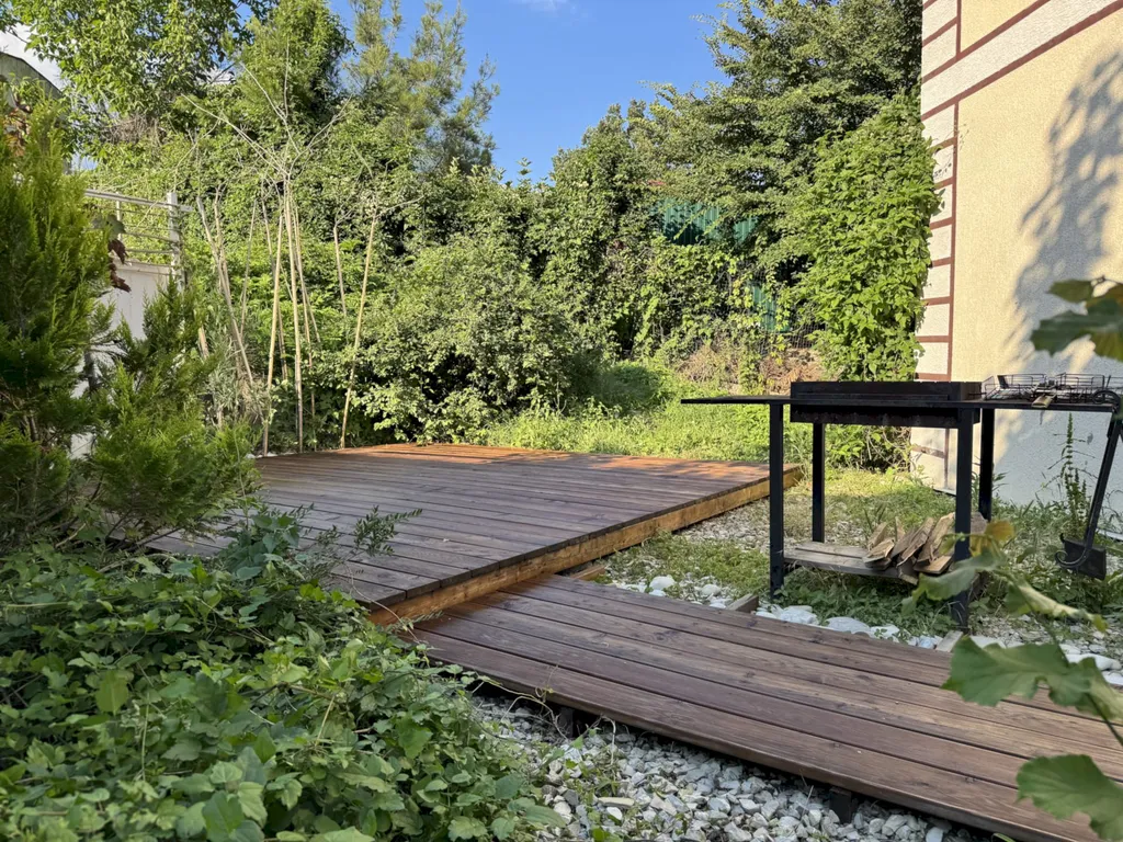 Двухэтажный коттедж с террасой и мангалом - Голубая бухта