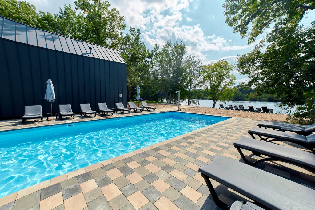 Дом Галька с видом на озеро и горы