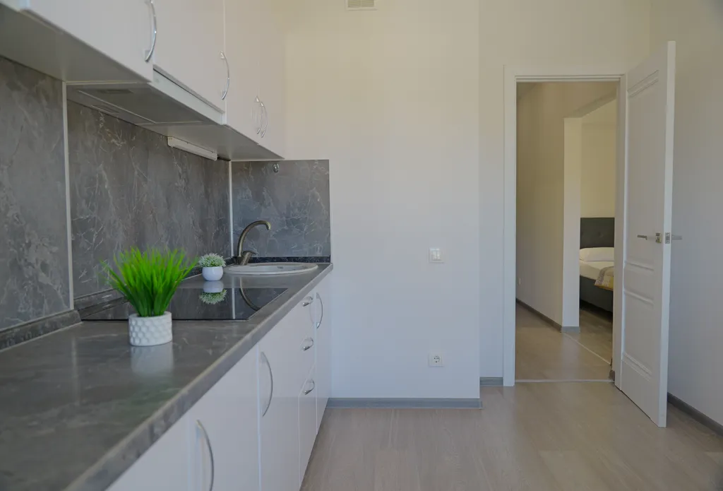 Лаконичная квартира, до моря 3 минуты пешком