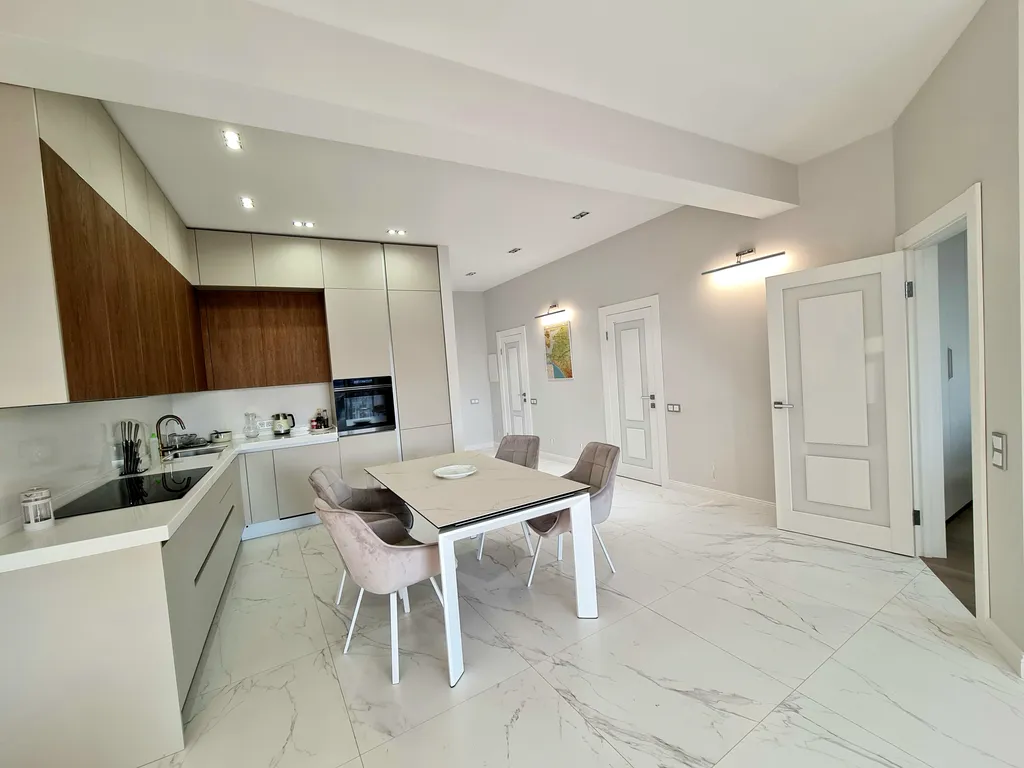 Квартира на первой береговой линии с видом на море — аренда посуточно в Геленджик