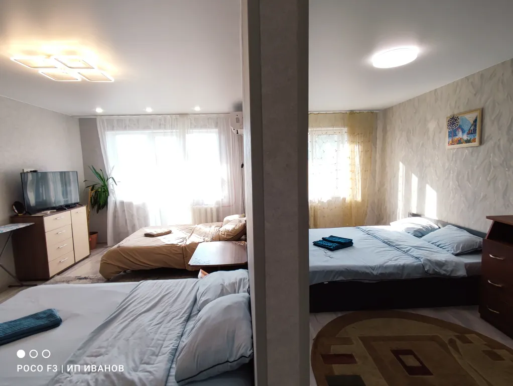 Двухкомнатные апартаменты с балконом в центре