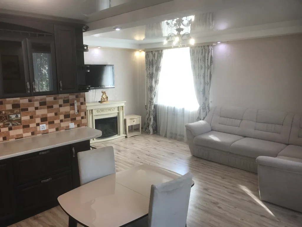 Квартира с хорошим ремонтом — аренда посуточно в Торопец