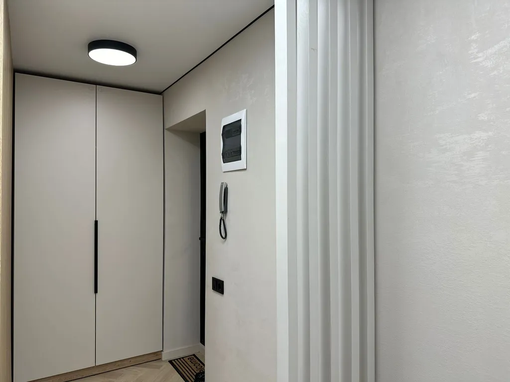 Панорамная роскошь в центре города: новые апартаменты с видом на жизнь