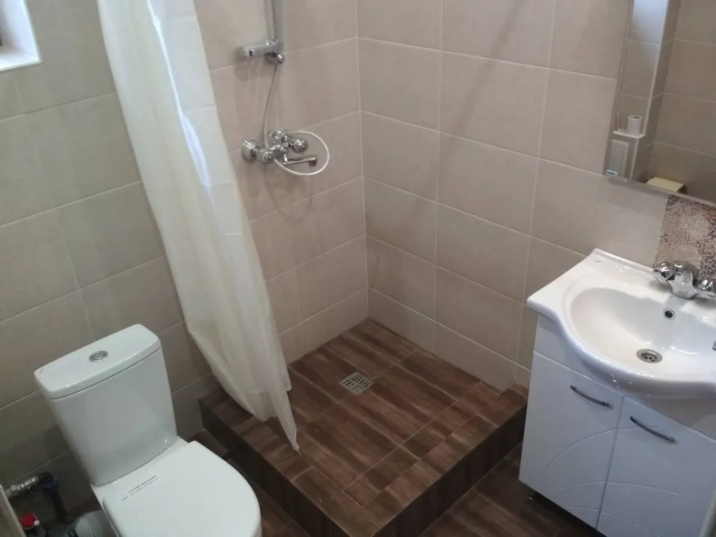 Дом для большой компании со своим двором