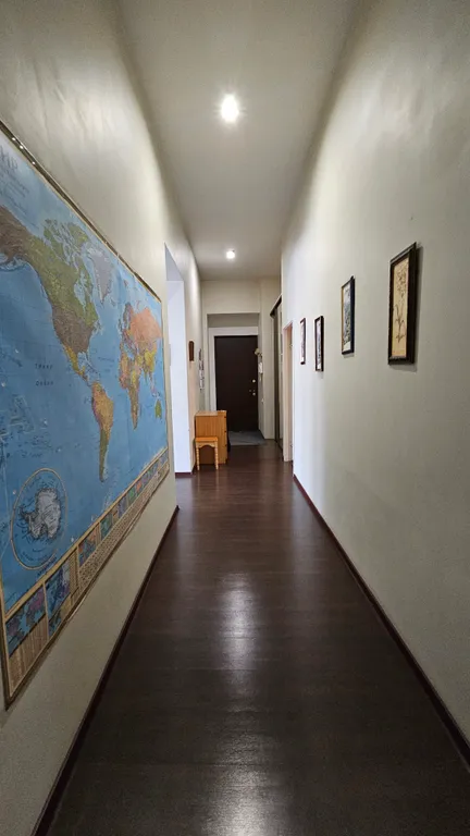 Квартира Трёхкомнатная квартира с видом на Канал, 3 минуты от Казанского Собора — Санкт-Петербург