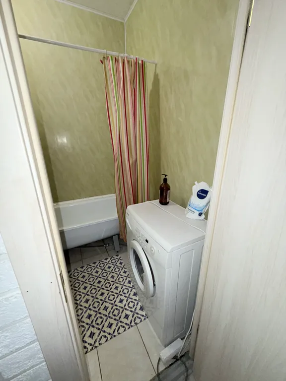 Большая 2-комнатная квартира в хорошем районе