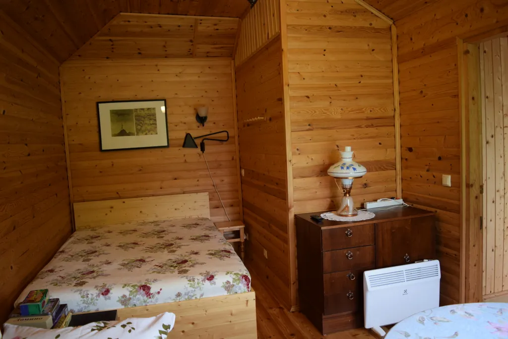 Коттедж Уютный домик в деревне — Калищи