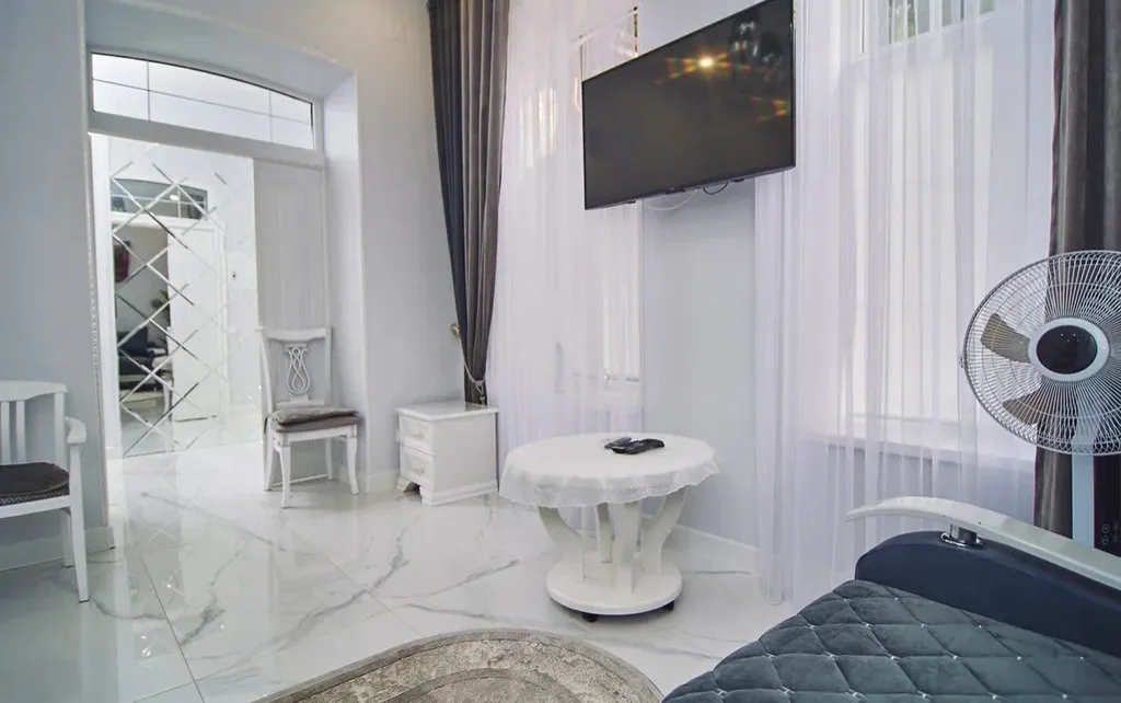 Апартамент около Колоннады