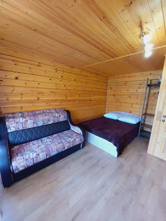 Домик-студия с террасой