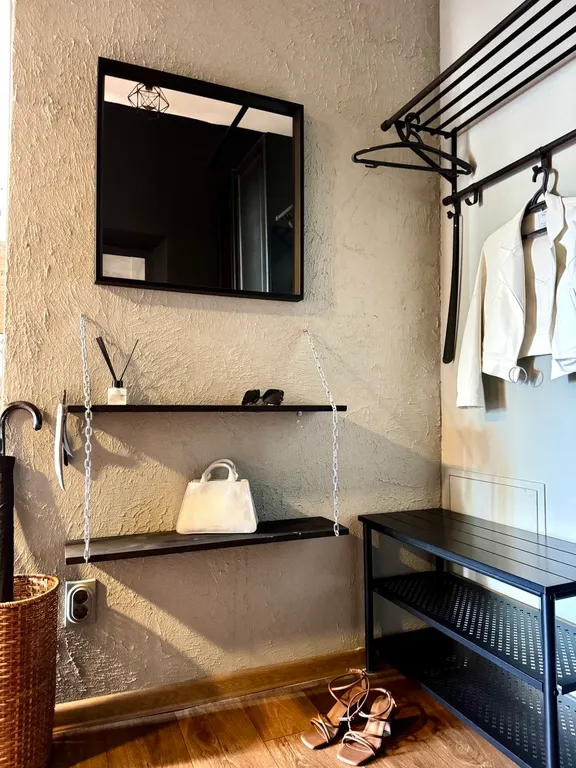 Двухкомнатные апартаменты в центре в стиле loft cafe