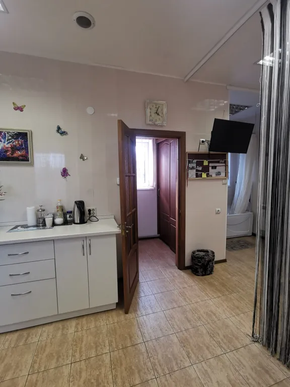 Домик у озера