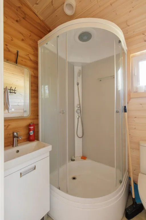 Домик в лесу у Игоры