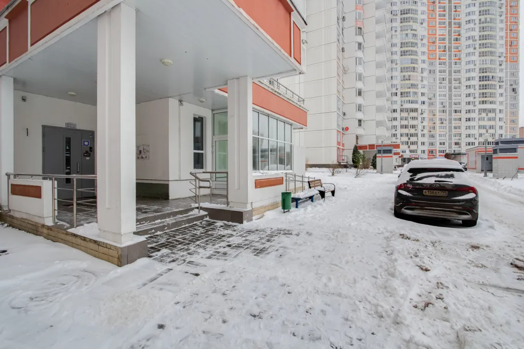 Квартира Квартира с панорамным балконом у метро Измайлово — Москва