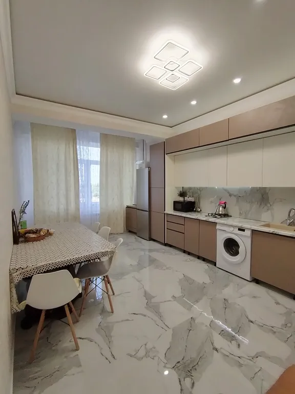 Квартира у фонтана