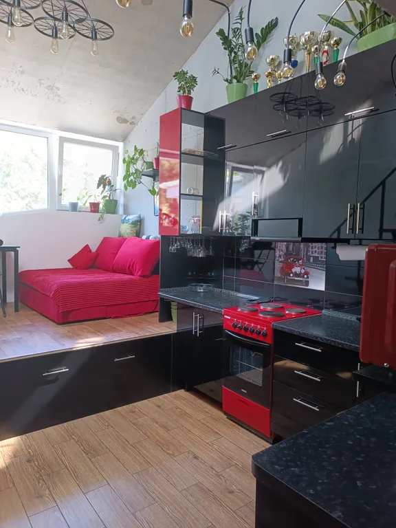 Двухуровневая Лофт-студия в Царском гараже