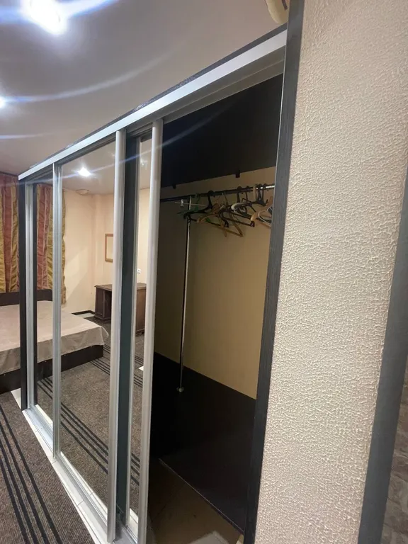 Квартира Апартаменты 3-х местные с кухней — Адлер