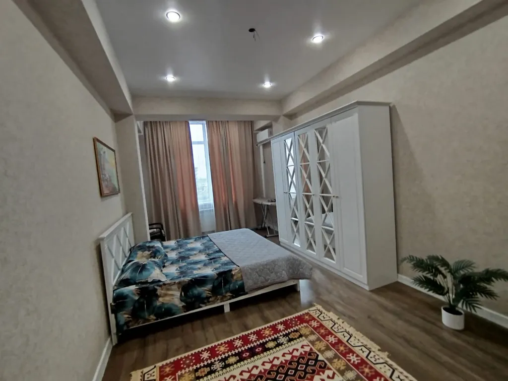 Уютная квартира в центре города, есть вид на море