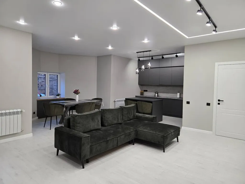 Уютная двухуровневая квартира на Берегу моря