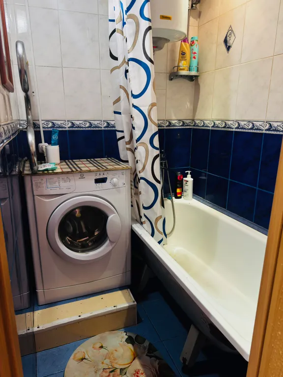 Двухкомнатная квартира рядом с вокзалом Локомотивная 5