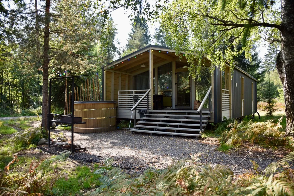 Коттедж Коттедж с купелью — Стеклянный