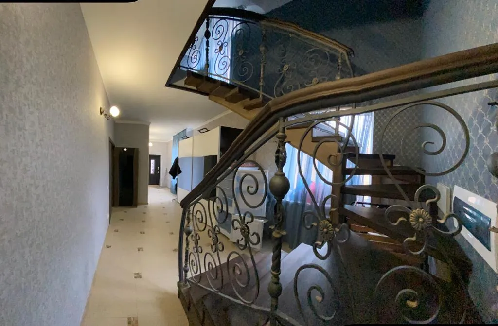 SPA-дом в Ялте. Бассейн круглый год, сауна, 10 соток рая+треккинг.