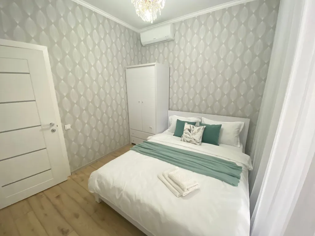 Квартира Двухкомнатная квартира в центре Алматы — Алматы