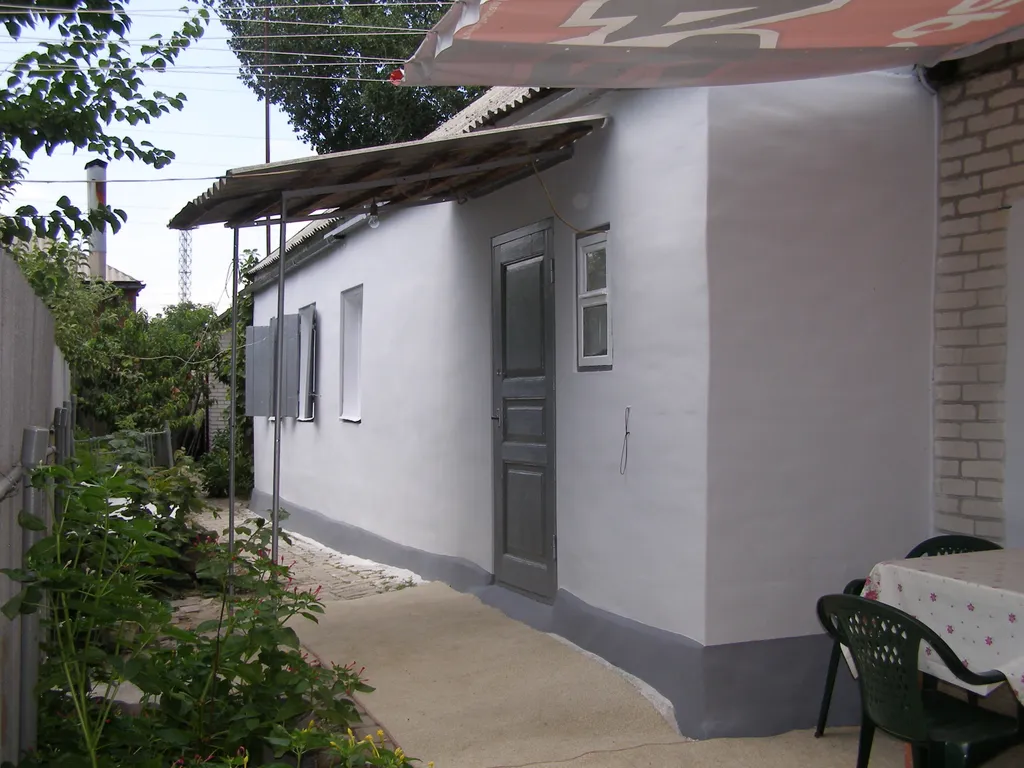 Дом-музей в деревенском стиле в районе Чеховской набережной