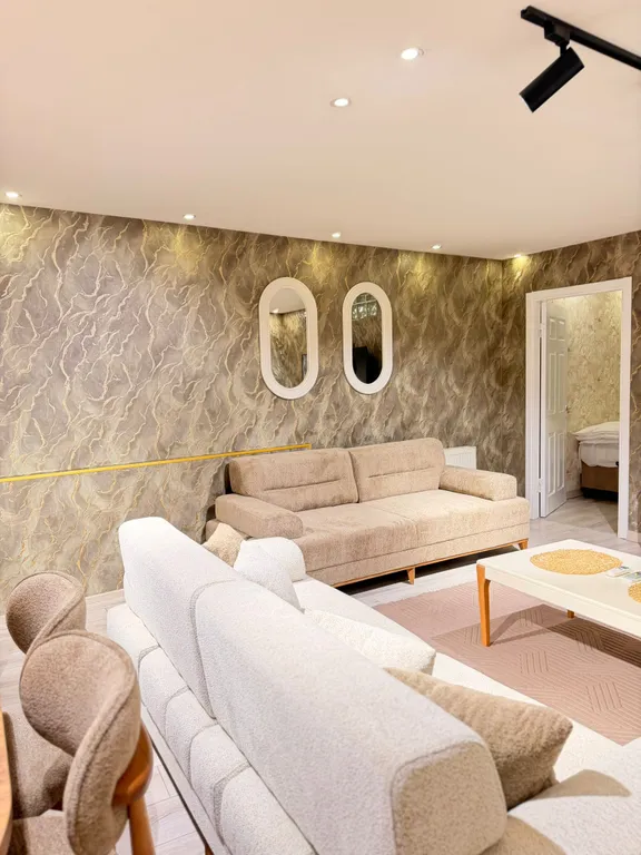 Семейная уютная квартира 16N