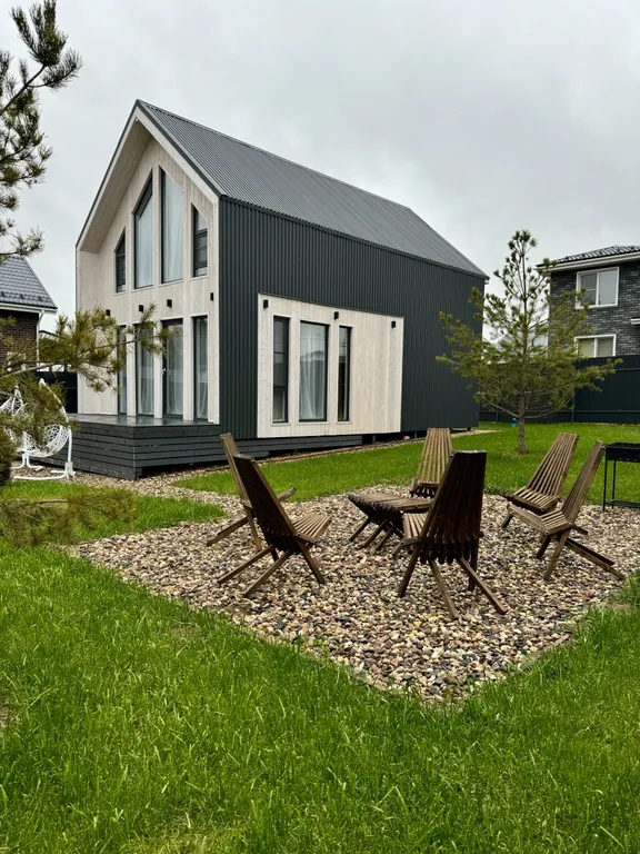 Уютный дом без суеты  от Дом Шелуха (Sheluha House)