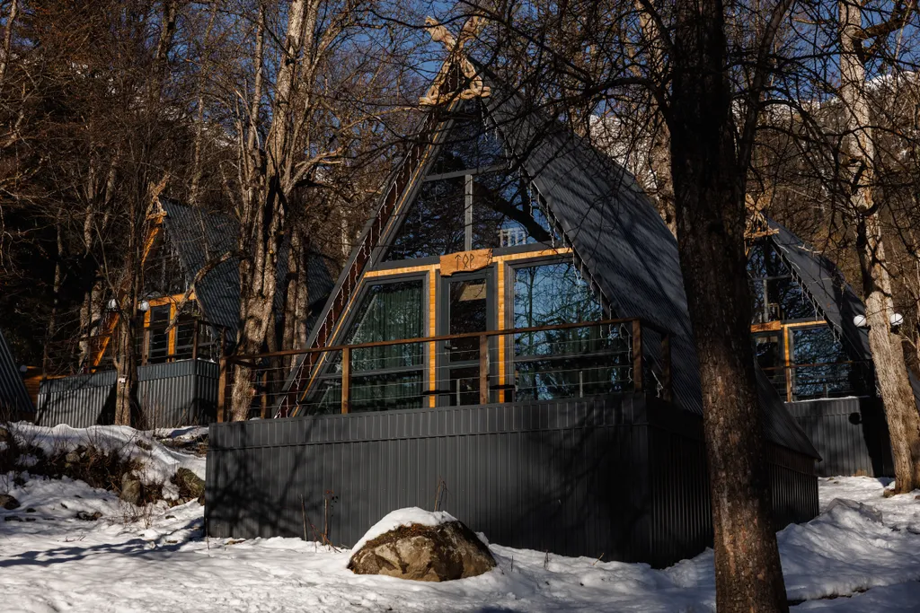 Коттедж Дом А-фрейм в живописном лесу — Архыз