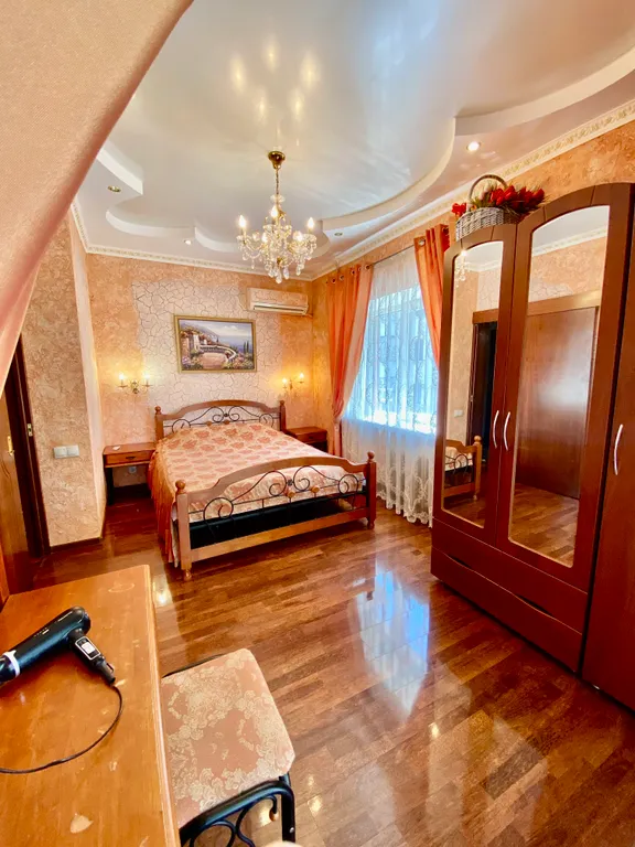 Квартира Квартира Отдых с комфортом в историческом центре города в 7 минутах от пляжа — Анапа