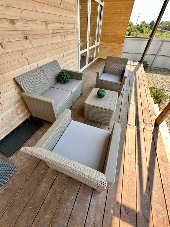 Глэмпинг у реки