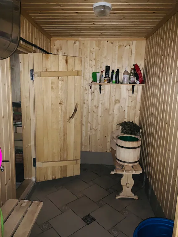 Дом с баней и с видом на Волгу