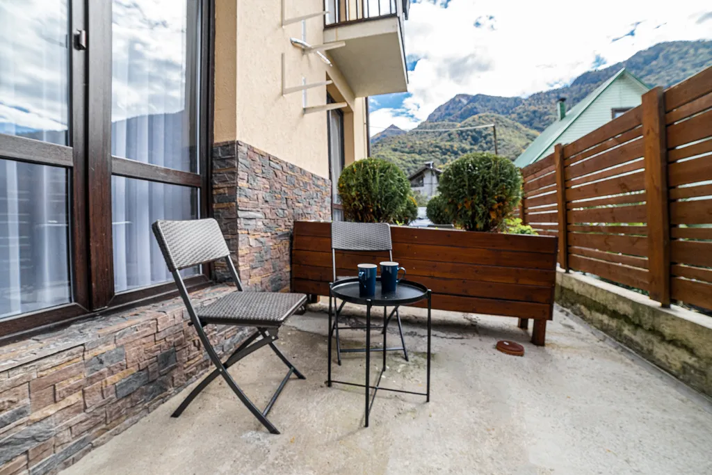 Студия с террасой и видом на горы Я на Море