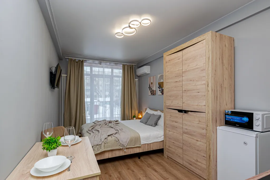 Уютная студия у цирка