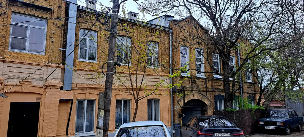 Уютная квартира в самом центре города, парк Цветник