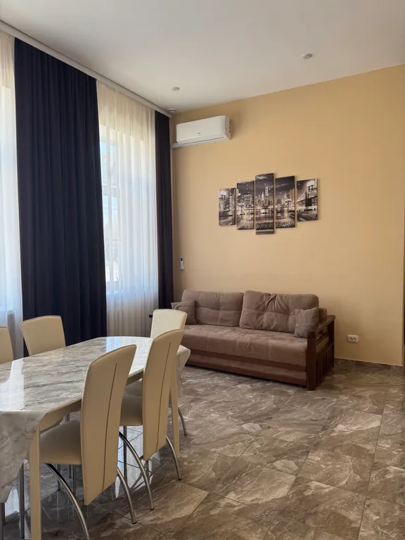 Таунхаус у Центрального пляжа