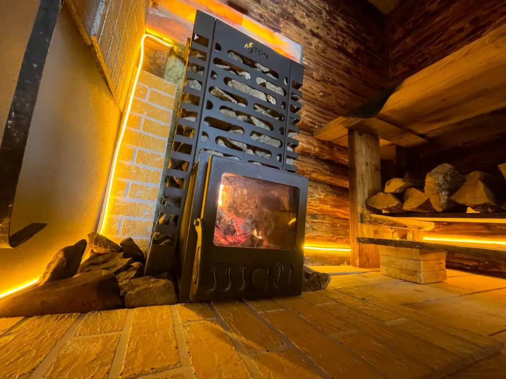 Уютный срубовой дом с баней