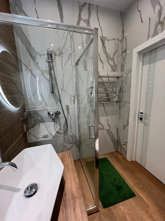 Современные апартаменты с террасой