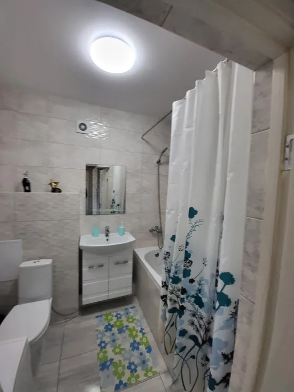 Квартира с видом на озеро