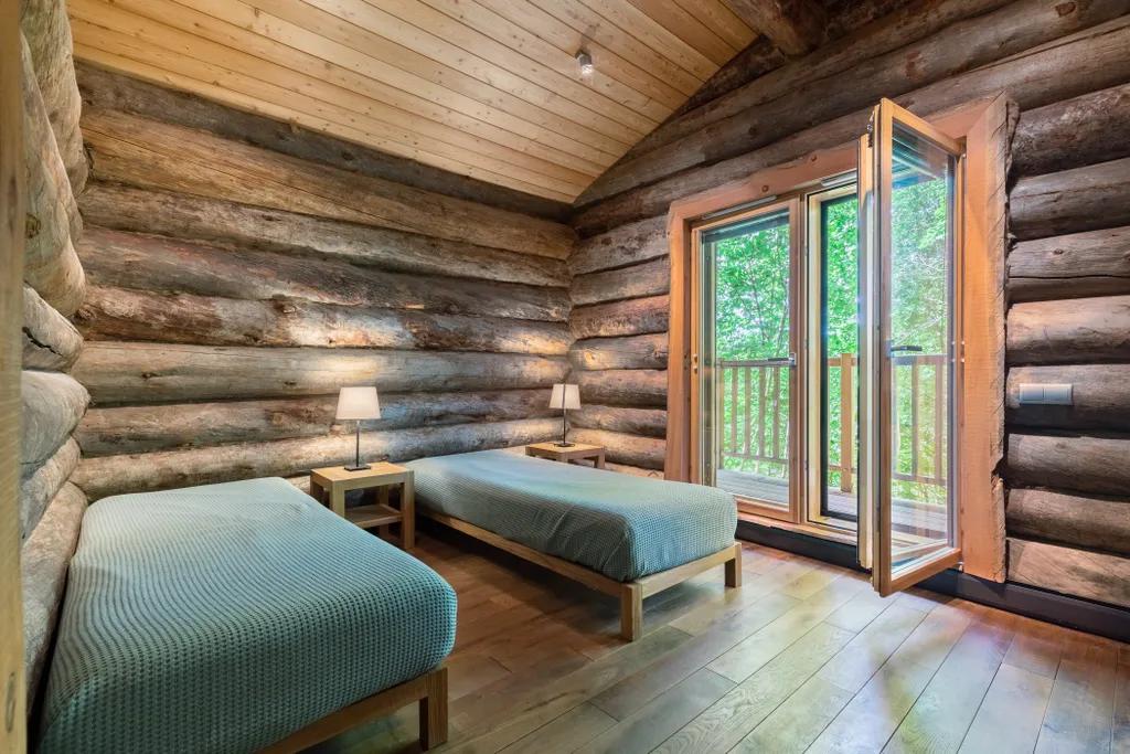 Уютный деревянный эко-дом