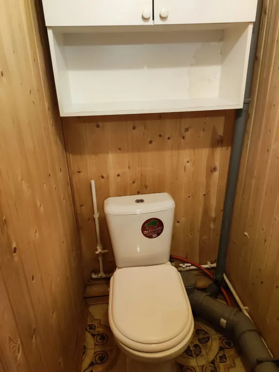 Дом для 15 человек и 10 автомобилей