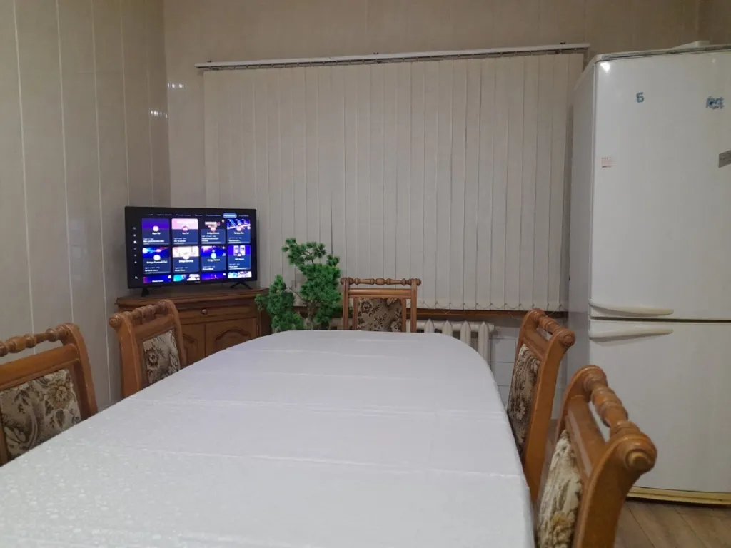 Двухэтажный дом из 5 комнат, с уютным двориком и мангалом