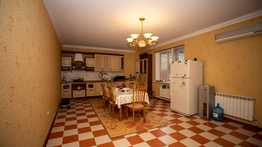 5-комнатная Квартира